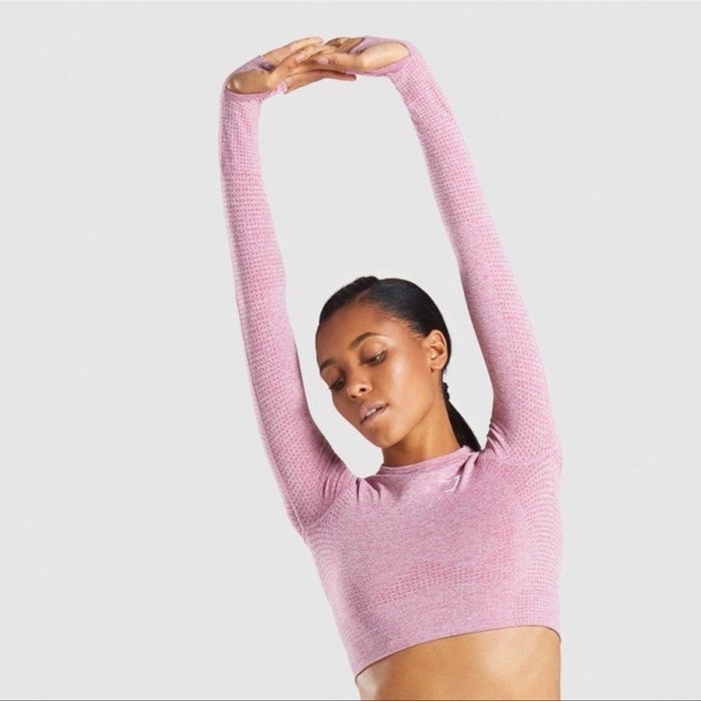 Pink vital seamless set! Long sleeve crop top and leggings